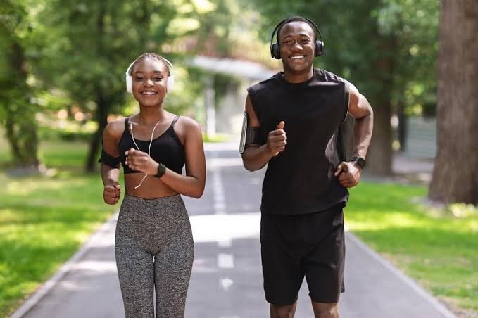 10 Expert-Approved Steps To A Long-Lasting Walking Habit