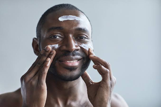 How To Prevent Ingrown Hairs From Messing Up Your Skin