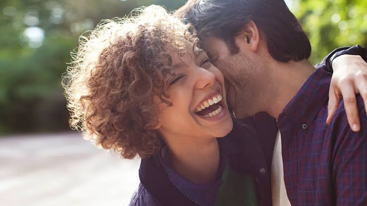 5 Signs You Need To Slow Down A New Relationship