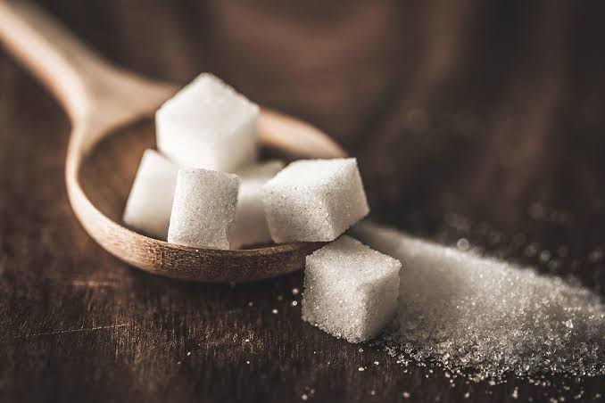 4 Dangers Of Eating Too Much Sugar To The Skin