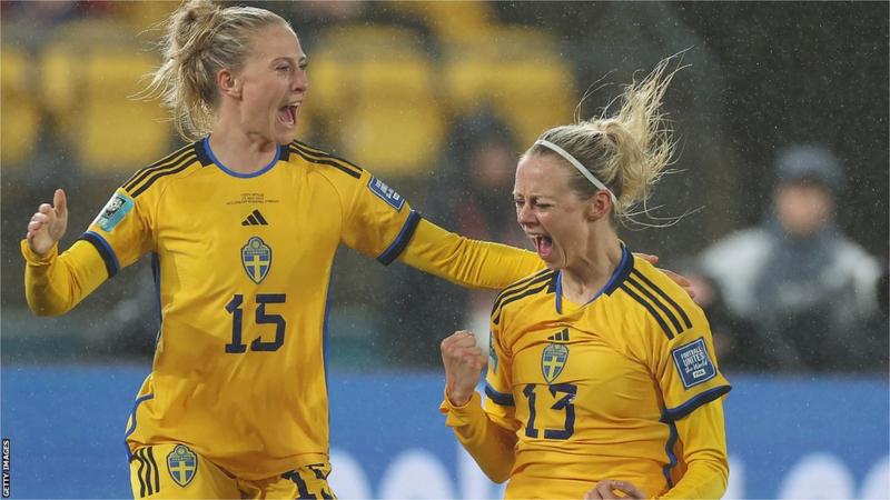 Sweden Defeat South Africa With Late Winner