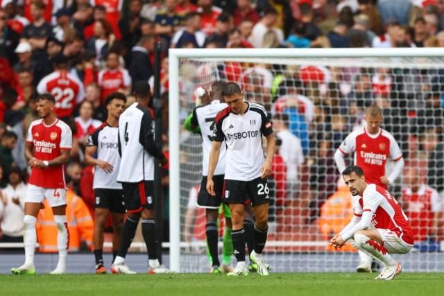 Arsenal Play 2-2 Draw With 10-man Fulham