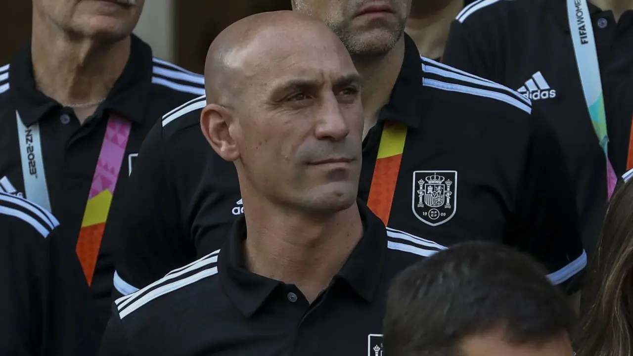 Luis Rubiales Finally Announces Resignation As RFEF Boss