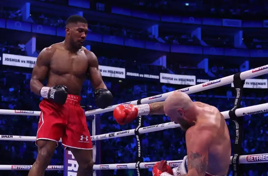 Anthony Joshua Triumphs Over Robert Helenius With Knockout Victory At O2 Arena