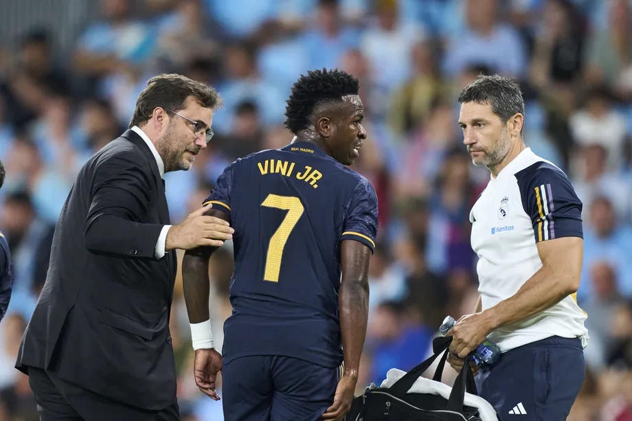 Vinicius Junior Could Miss Up To 5 Weeks Due To Hamstring Injury