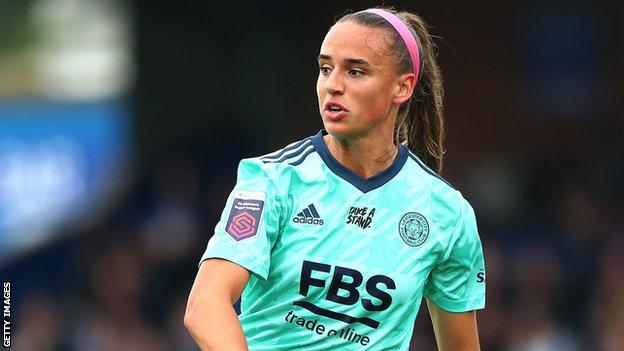 Transfer: Super Falcons Defender Ashleigh Plumptre Completes Move Outside England