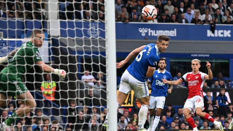 Arsenal Secure Hard Fought 1-0 Win Over Everton