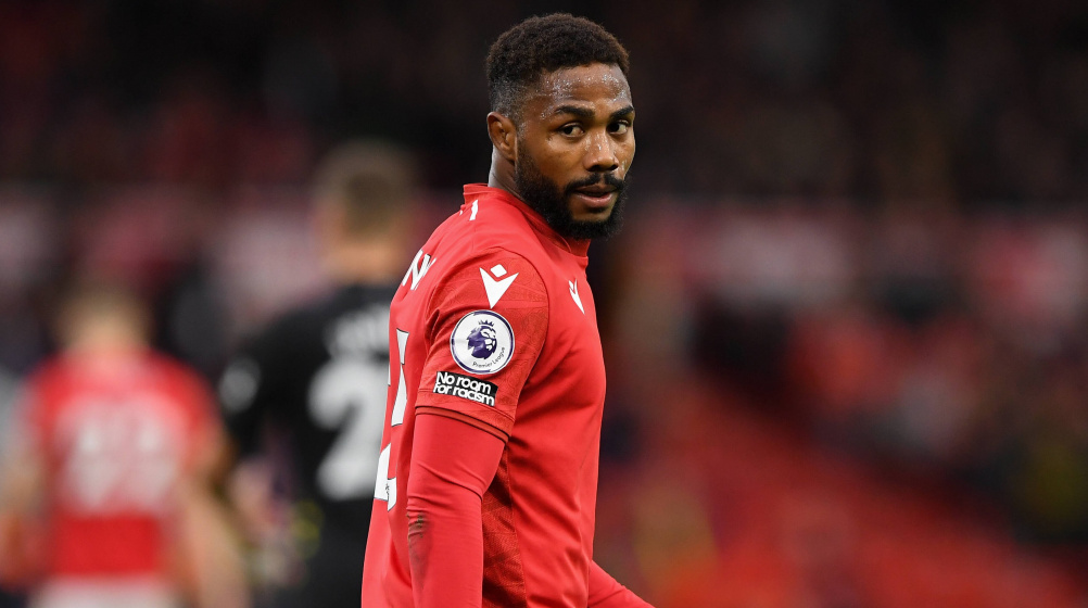 Emmanuel Dennis Completes Loan Move To Trabzonspor