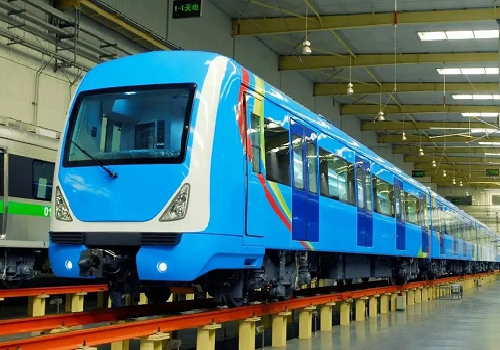 Lagosians Urged Not Walk On The Blue Rail Line, Govt Advise Using Overhead Bridge