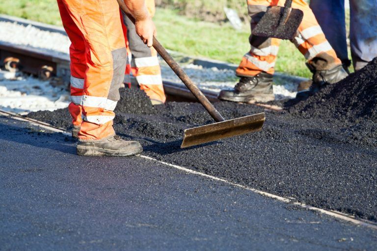 Minister Of Works Questions Durability Of Ongoing Road Projects in Nigeria