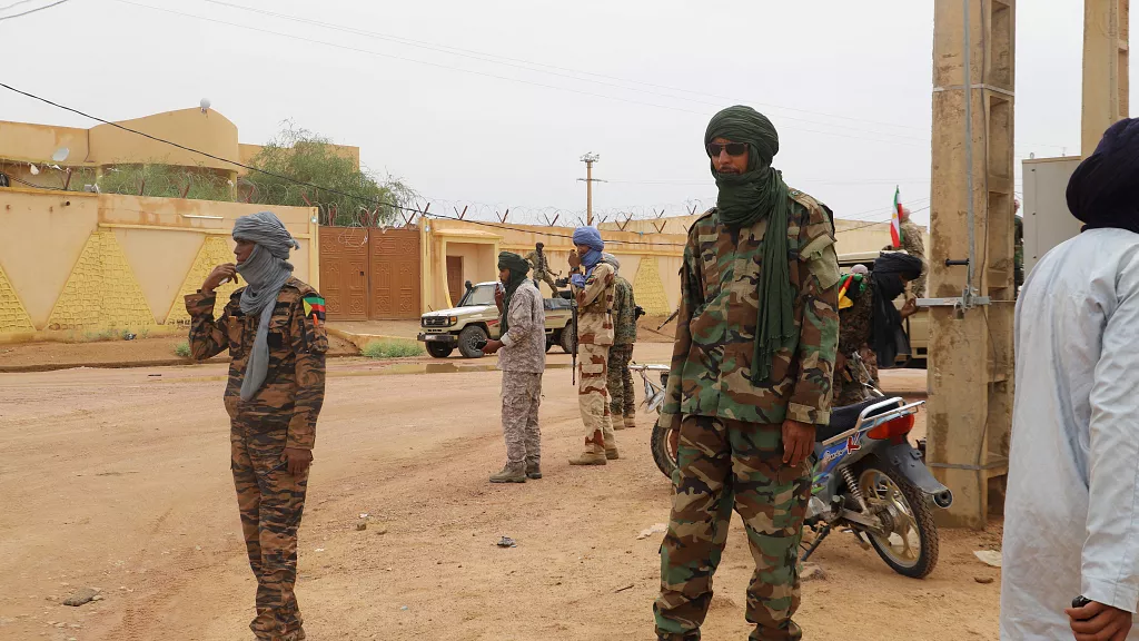 Civilians Killed In Malian Army Airstrikes In Kidal, Including Children Near School Military men