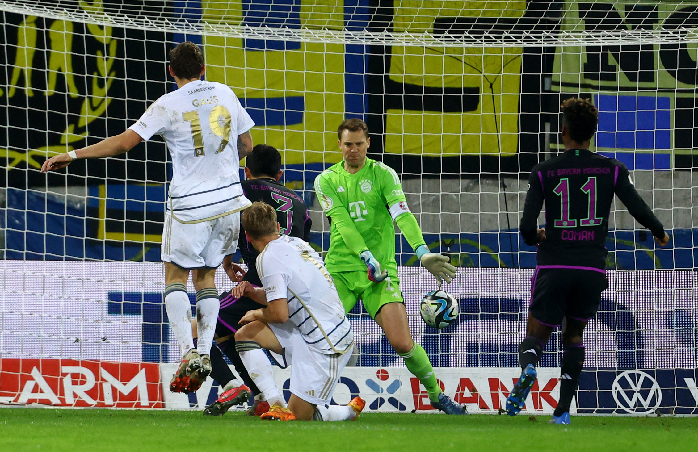 Third Tier Side Saarbrucken Shock Bayern Munich In German Cup Second Round