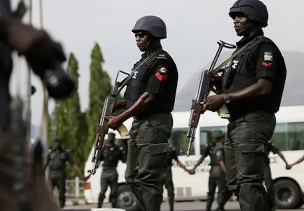 Lagos RRS Apprehends 18-Year-Old Suspect For Theft On Third Mainland Bridge