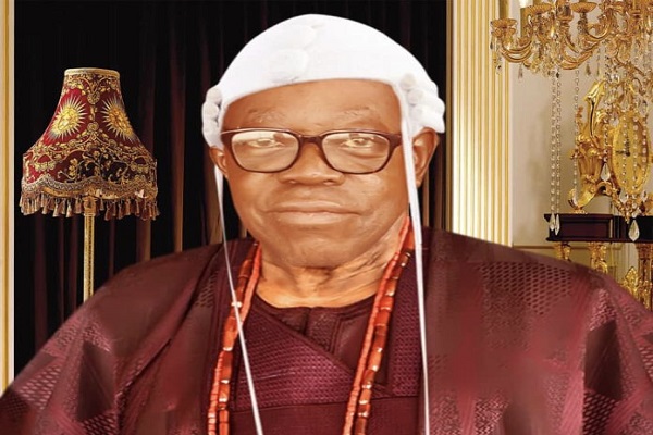 Former President Obasanjo Pays Tribute To Late Olubadan of Ibadanland