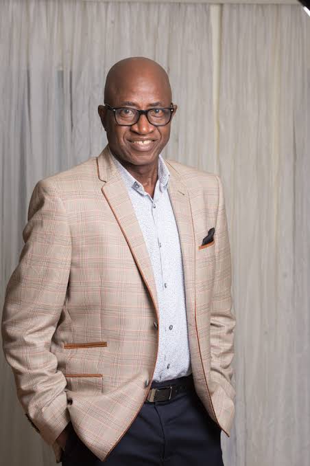 Manchester United Rejected Offer To Play A Friendly Game In Lagos; Segun Odegbami Revealed