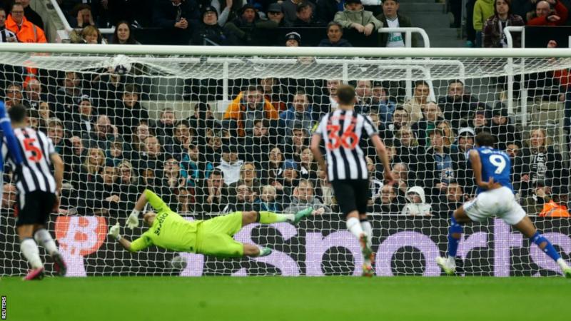 EPL: Dominic Calvert-Lewin’s Late Penalty Secures Vital Point for Everton Against Newcastle