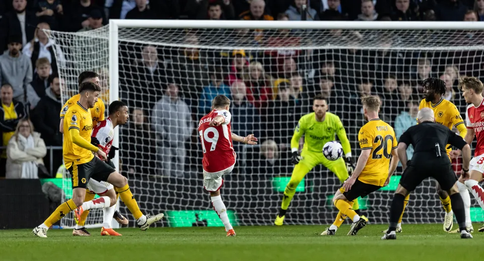 EPL: Arsenal Hard Fought Victory Against Wolves Send Them Top Of The Table