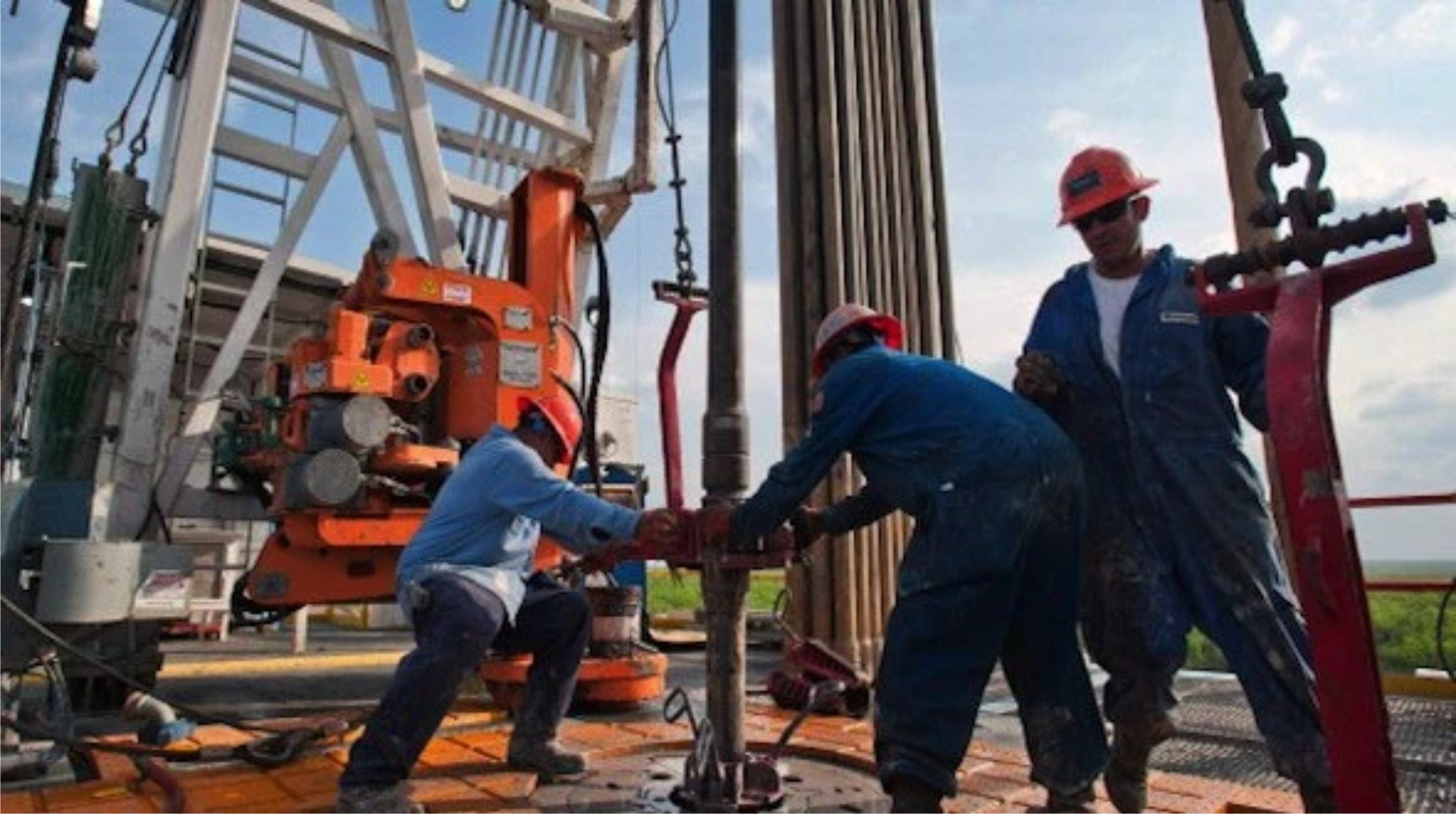 Nigeria’s Oil Production Dips Slightly But Remains Strong At 97% Of OPEC Quota