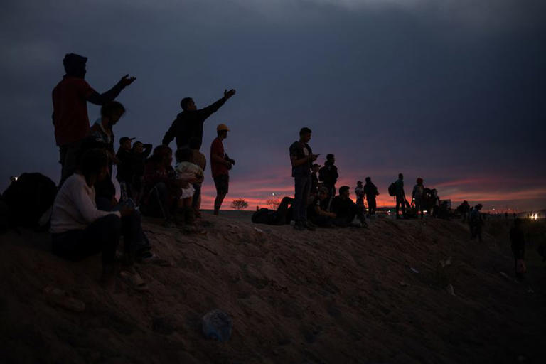 US Appeals Court Rules In Favor Of Texas On Rio Grande Border Barrier