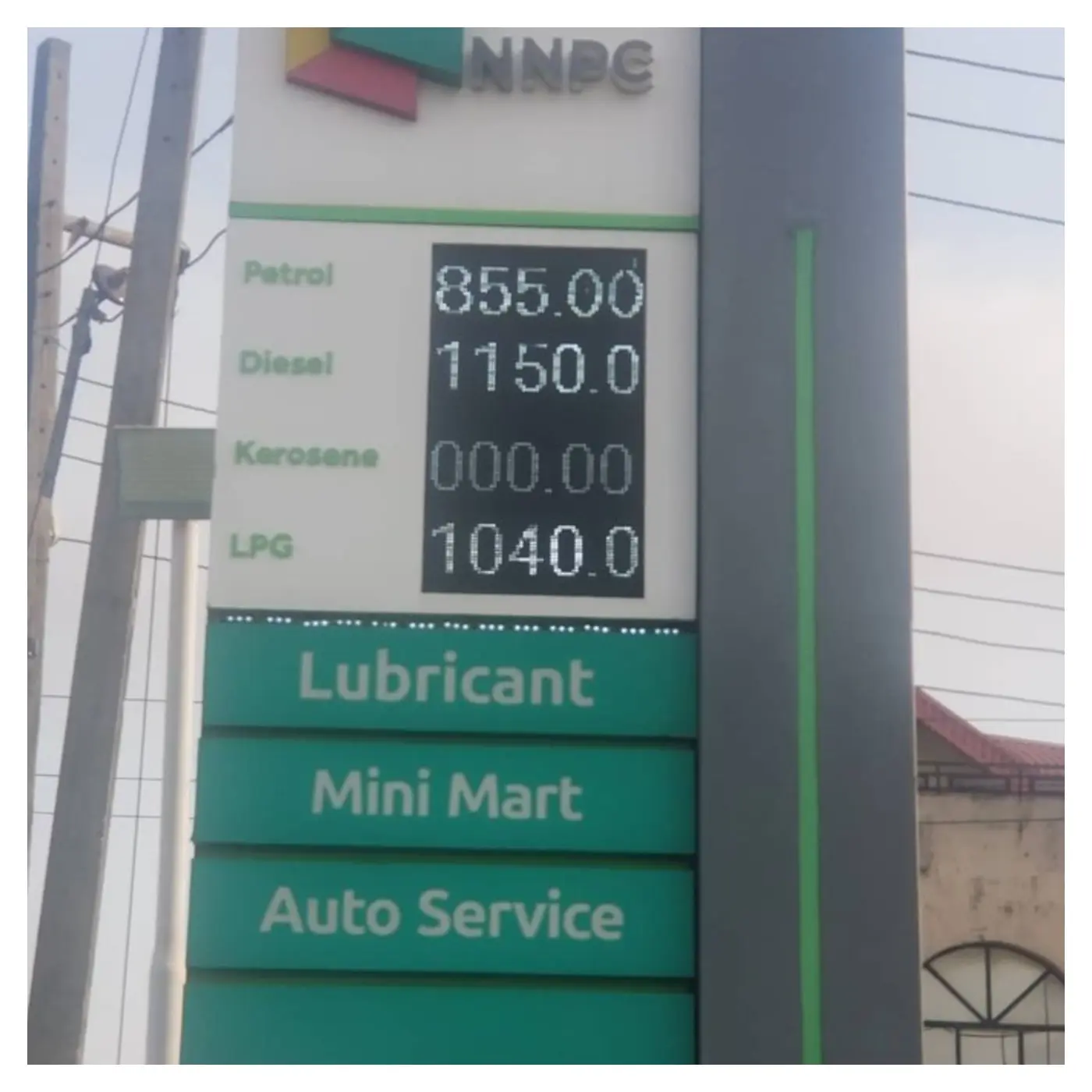 NNPCL Increases Fuel Pump Price To N855 per Liter Amidst $6 Billion Debt Crisis