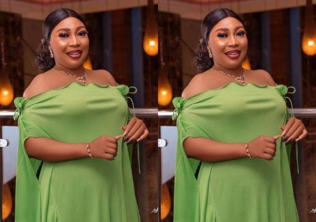 Bimpe Akintunde Alerts Nigerians To WhatsApp Scam Impersonating Her