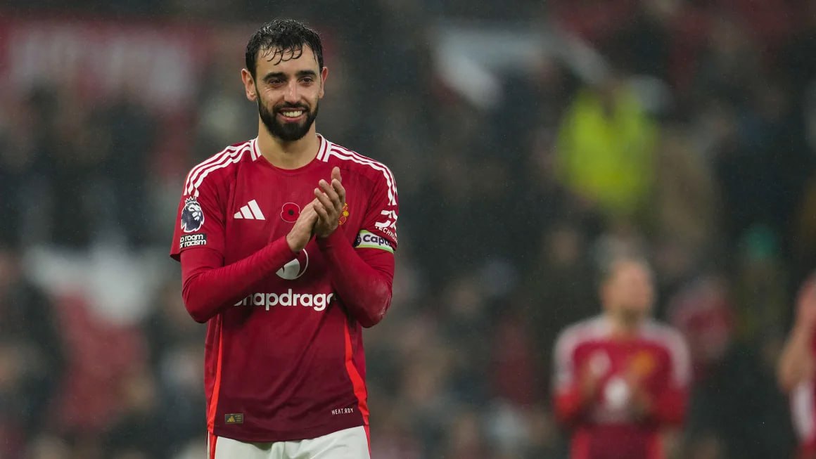 Hero In The Air: Bruno Fernandes Assists Unwell Passenger On Flight To Lisbon