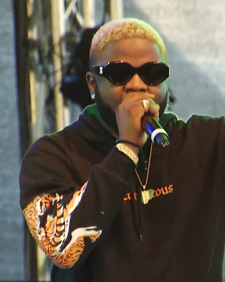 Skales Laments Nigerians Declining Trust In Nigerian Government And Seek Help From Very Dark Man.
