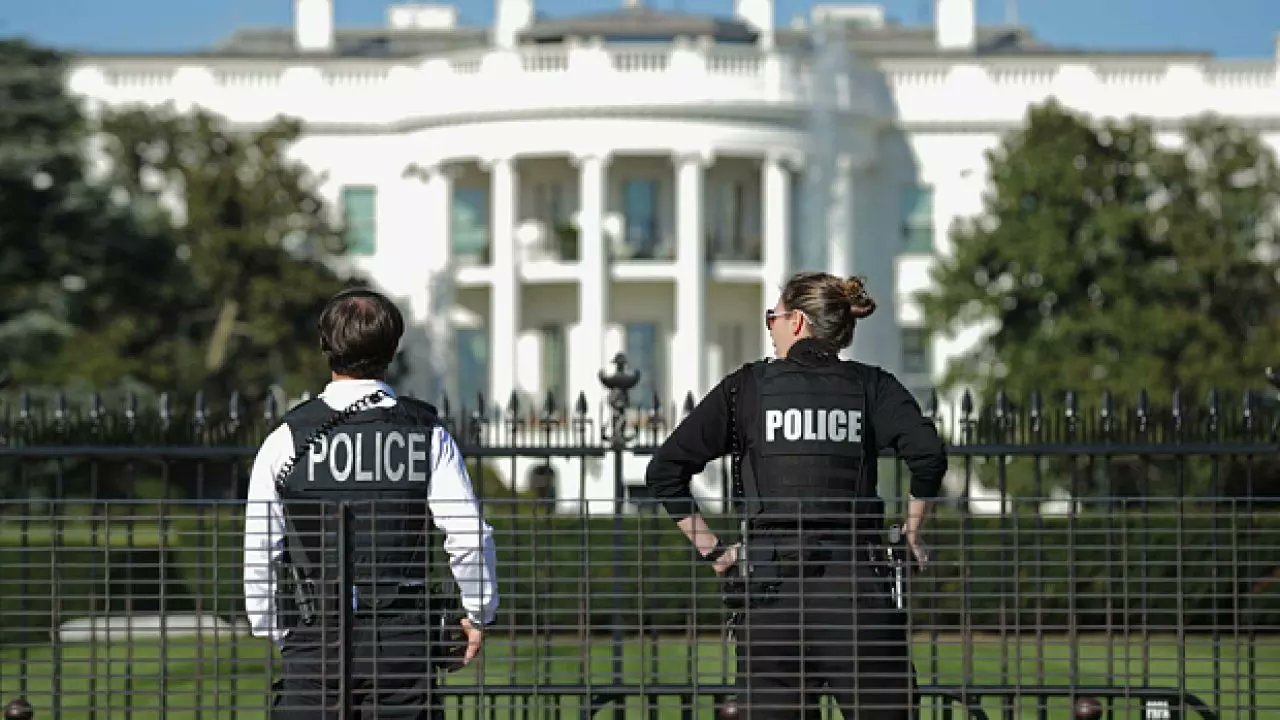 White House Clarifies Communication Policy As Pronoun Use In Journalism Sparks National Conversation