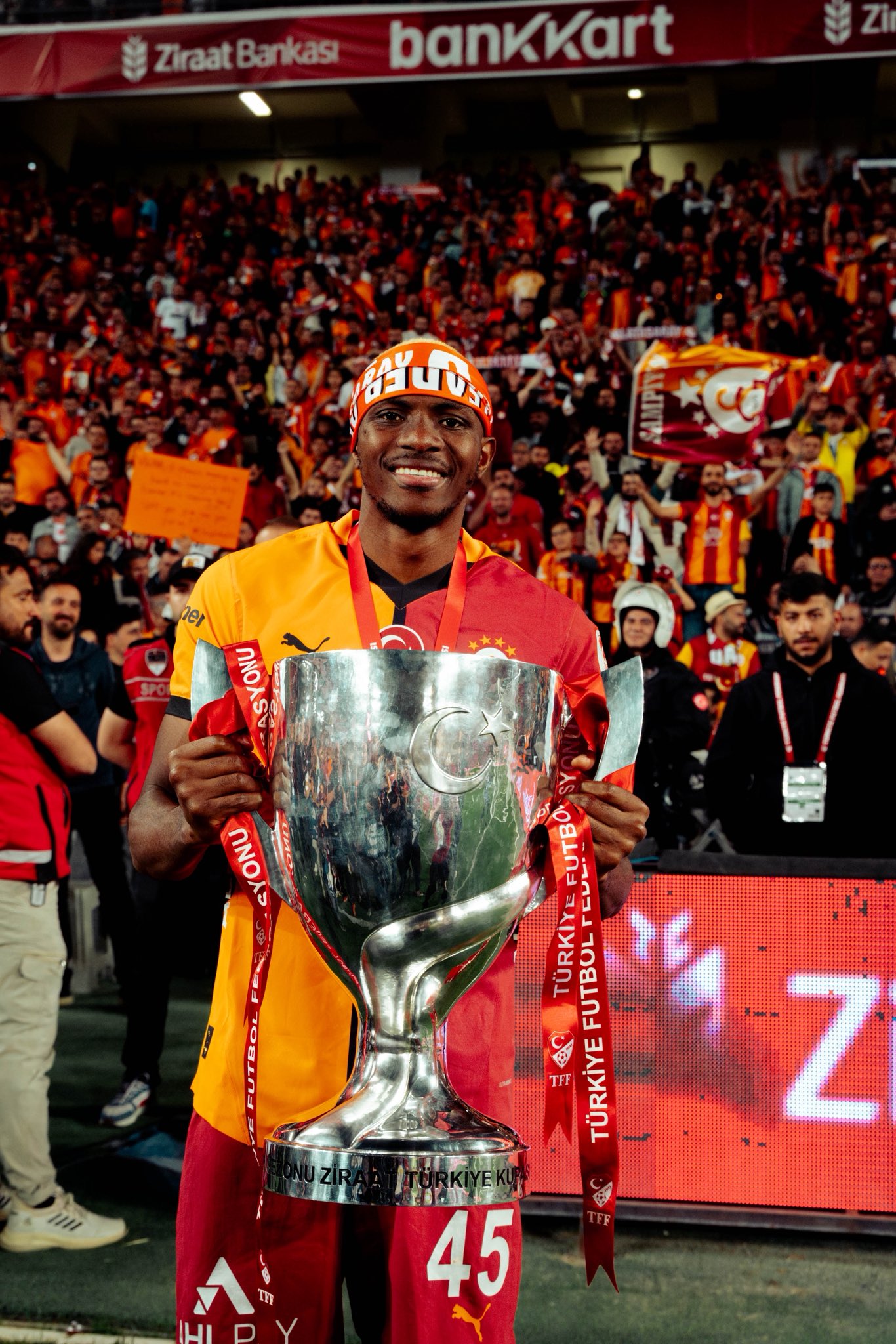 Osimhen Shines As Galatasaray Clinches Turkish Cup In Dominant 3-0 Victory Over Trabzonspor