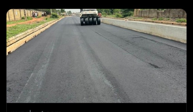 Federal Government Halts Work On Sagamu-Iperu Road Over Quality Concerns