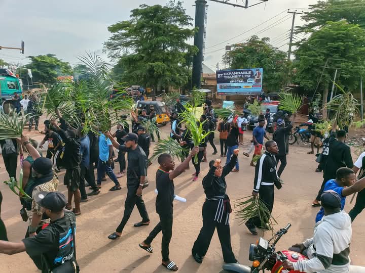 Benue Youths Block Abuja-Makurdi Highway In Protest Over Escalating Killings
