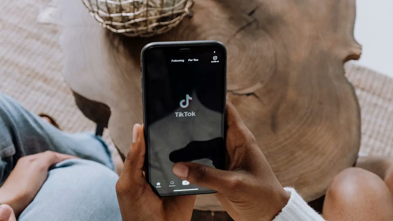 Trump Announces ‘Very Wealthy’ Group Poised To Acquire TikTok In The US