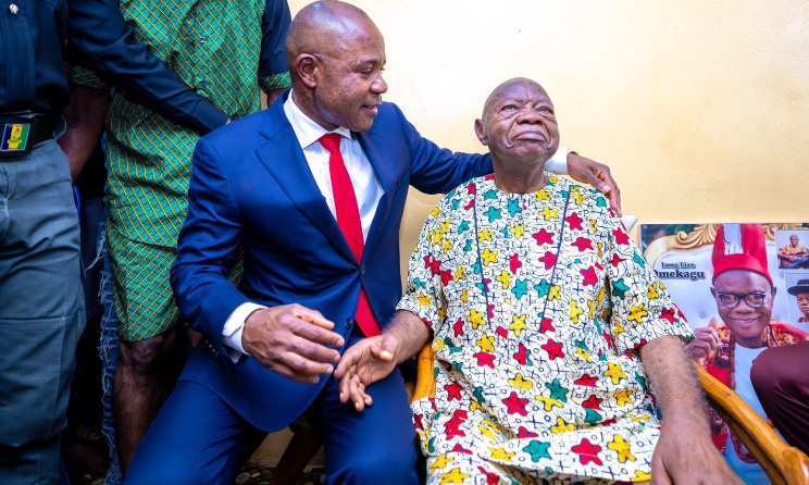 “Gwo Gwo Gwo N Gwo” Croner Mike Ejeagha Passes Away At 95