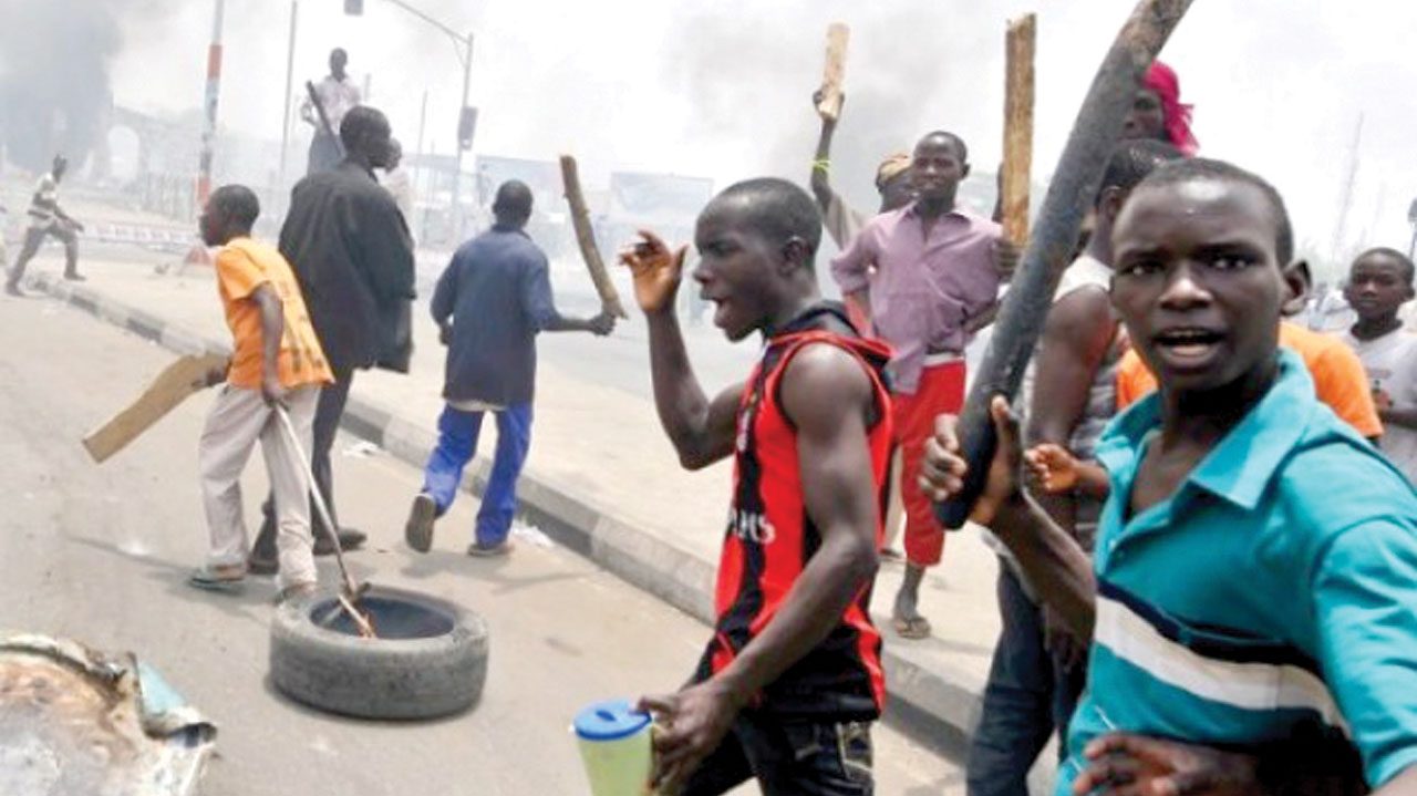 Thugs Disrupt APC Rally In Jigawa, Attack Supporters of Defence Minister