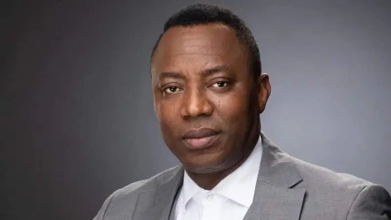 Just In: Police Re-Arrest Sowore On Fresh Charges After Meeting Bail Conditions