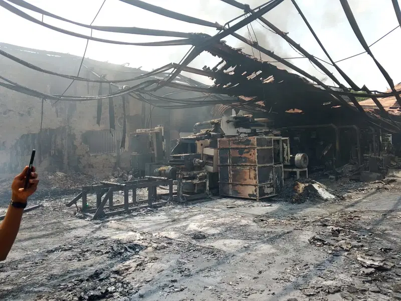 Goods, Properties Worth Billion Of Naira Destroyed By Fire In Nnewi