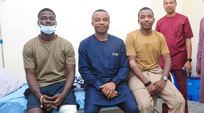 PHOTO NEWS: Chief Of Air Staff Visits Surviving Pilots After Emergency Ejection