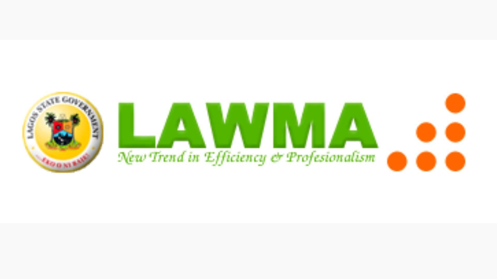 Reversing Bus Kills Female LAWMA Operative In Lagos